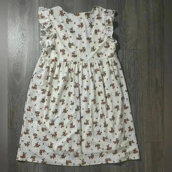 NEW Everly Cream Floral Sleeveless Empire Waist Dress Shoulder Ruffle M Spring - Picture 2 of 6